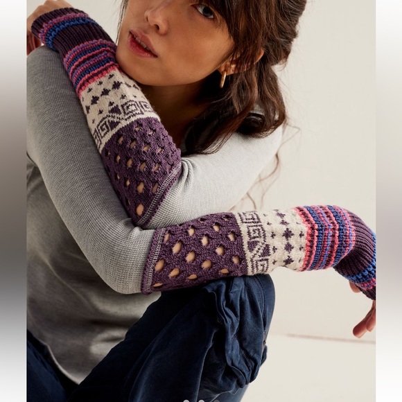 NWT Free People Mixed Design Knit Sleeves Thermal - Picture 3 of 6